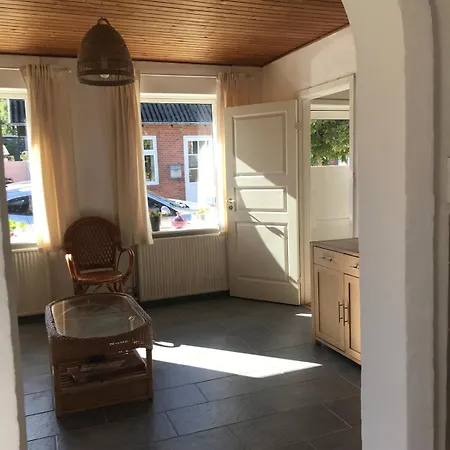 Townhouse Centrally Located Close To Jesperhus